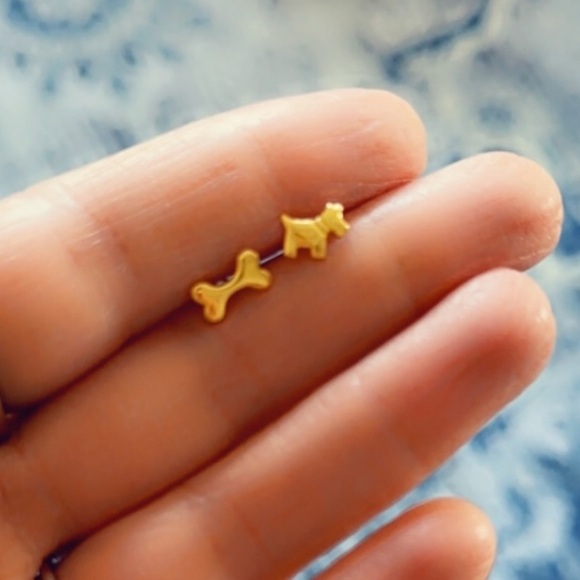 14k Gold Dog and Bone Mismatched Tiny Stud Earrings - Picture 12 of 12